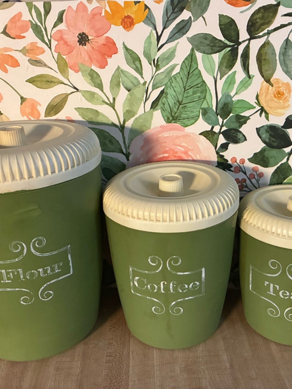 VTG Nested Avocado Green Flour Coffee Tea Canister Set Plastic